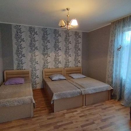 Lika'S Sweet House Apartment Katskhi Exterior foto